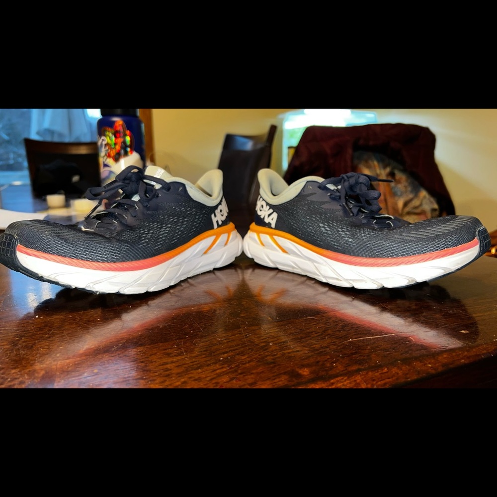Hoka One One Clifton 7